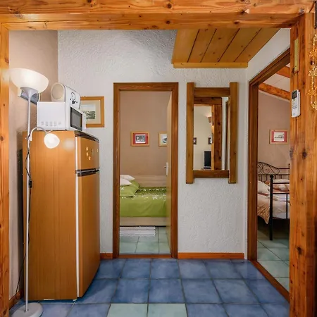 Milena- With Pool Appartement