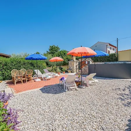 Appartement Milena- With Pool